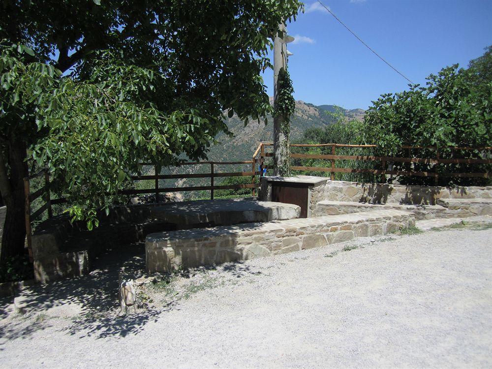 Agriturismo Grotta Dell'Eremita Albano di Lucania Bagian luar foto